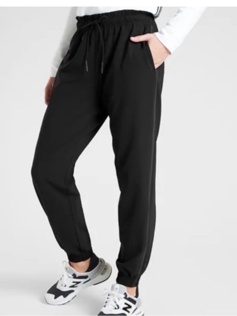 Athleta Metropolis Jogger Leg